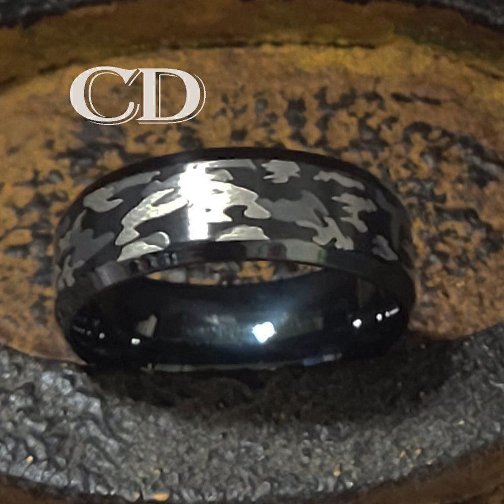 Men's Urban Black and Grey Camo Wedding Ring Band - Camouflage Wedding Ring